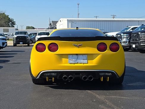 Used 2005 Chevrolet Corvette Coupe w/ Preferred Equipment Group RWD image 47