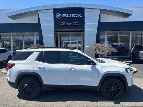 New 2026 GMC Terrain Elevation image 36