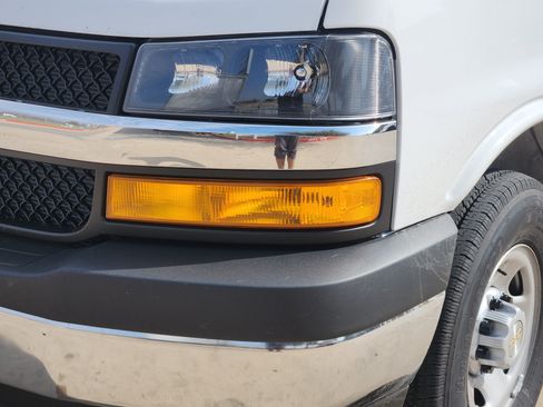 New 2025 Chevrolet Express 3500 w/ Power Convenience Package image 15