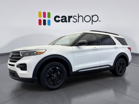 Used 2022 Ford Explorer XLT image 1