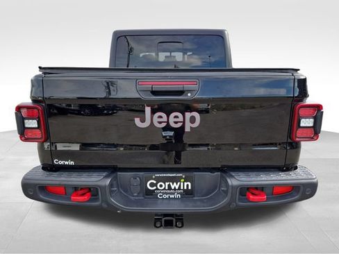 Used 2021 Jeep Gladiator Rubicon AWD/4WD image 12