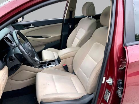 Used 2018 Hyundai Tucson Value w/ Cargo Package FWD image 8