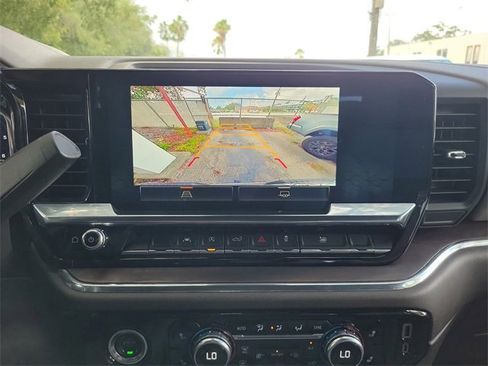 Used 2024 GMC Sierra 1500 SLT image 21