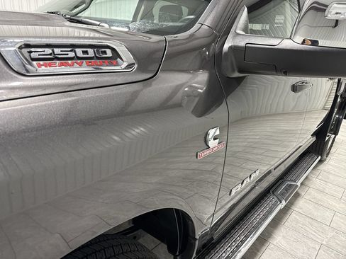 Used 2024 RAM 2500 Laramie AWD/4WD image 33