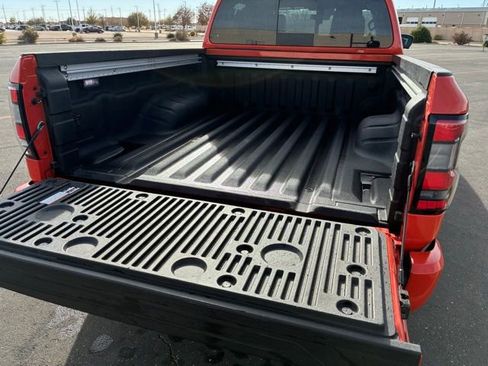 Certified 2025 Nissan Frontier PRO-4X w/ Pro Premium Package image 10