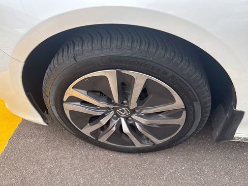 Used 2020 Honda Accord EX-L image 5