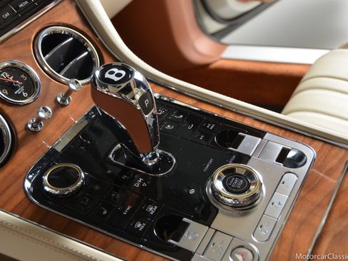 Used 2022 Bentley Continental GT image 40