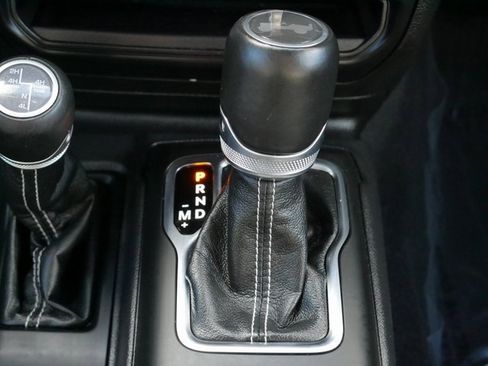 Used 2023 Jeep Wrangler Unlimited Sahara w/ Cold Weather Group image 22