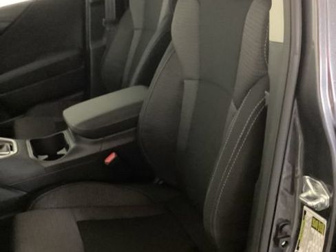 Used 2025 Subaru Outback Premium w/ Popular Package #1A AWD/4WD image 12