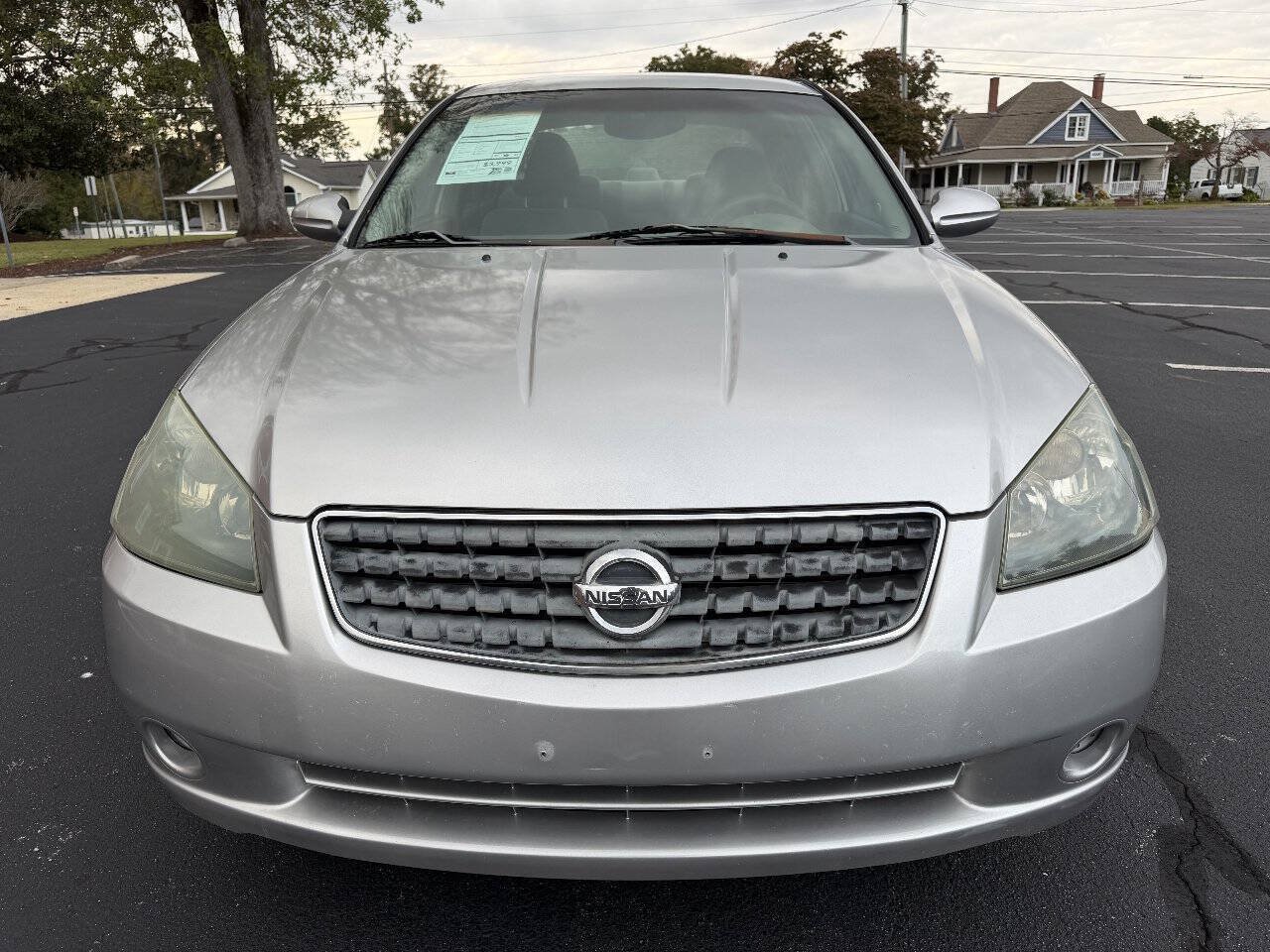 Used 2005 Nissan Altima 2.5 S w/ (S02) Side Airbags Pkg FWD image 3