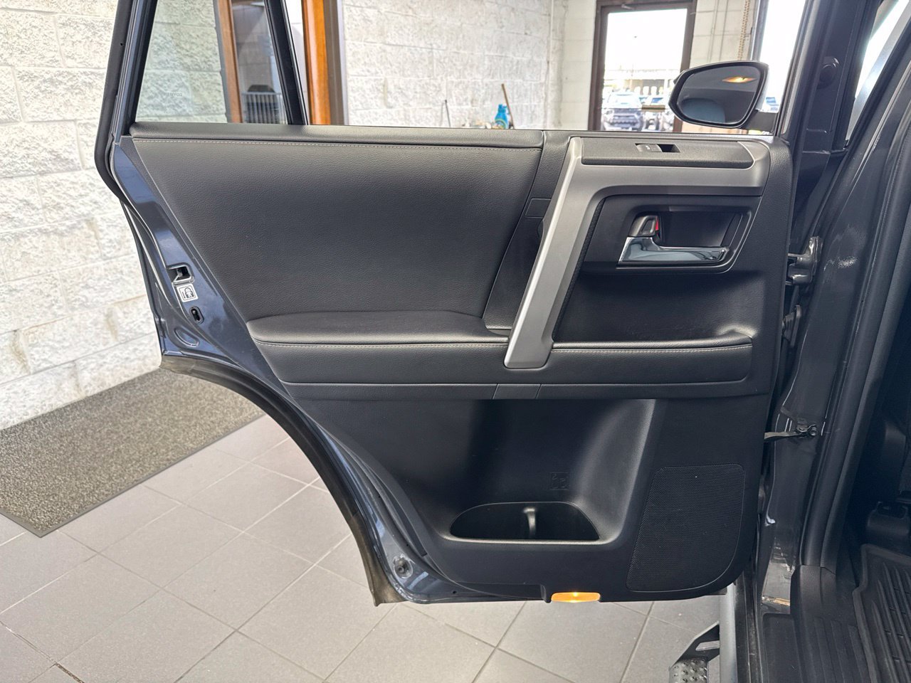 Used 2024 Toyota 4Runner SR5 Premium w/ Moonroof Package AWD/4WD image 43