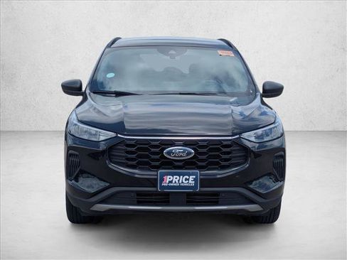 Used 2025 Ford Escape ST-Line FWD image 2