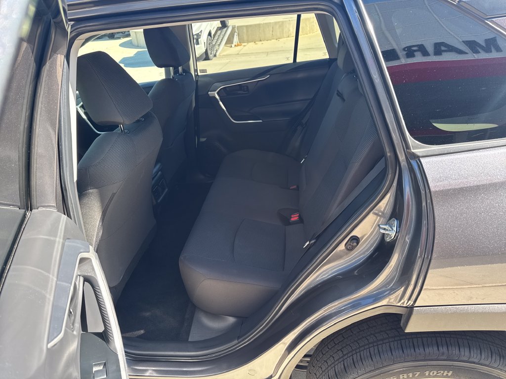 Certified 2025 Toyota RAV4 LE AWD/4WD image 24