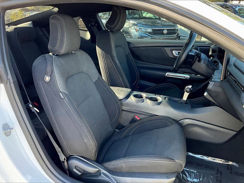 Used 2024 Ford Mustang Coupe image 7