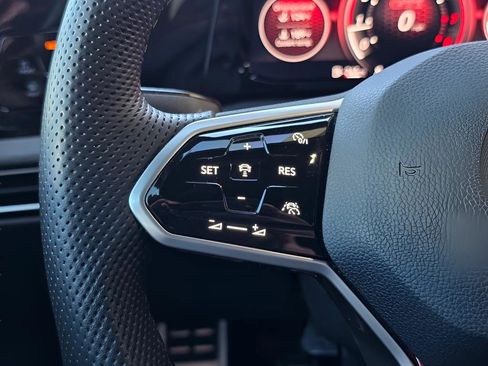 Used 2022 Volkswagen GTI SE image 26