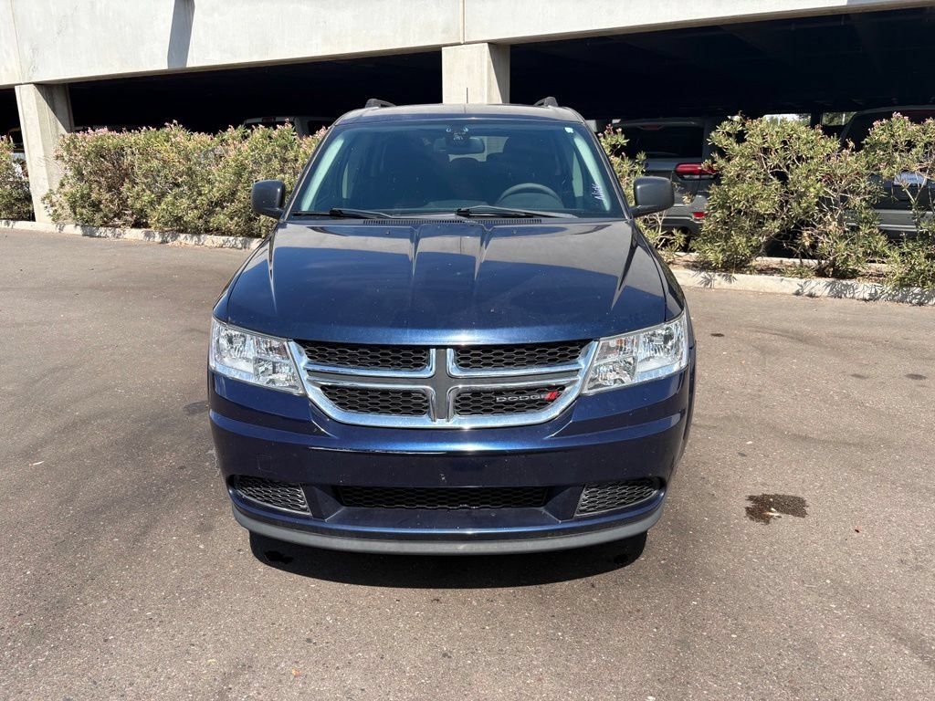Used 2020 Dodge Journey SE w/ SE Popular Equipment Group FWD image 4