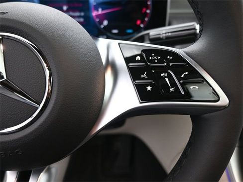 New 2026 Mercedes-Benz GLC 300 image 2