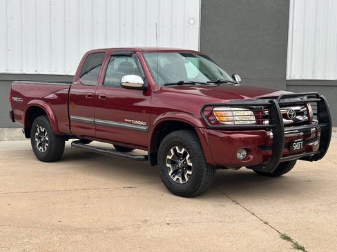 Used 2006 Toyota Tundra SR5 w/ TRD Off-Road Pkg AWD/4WD image 24