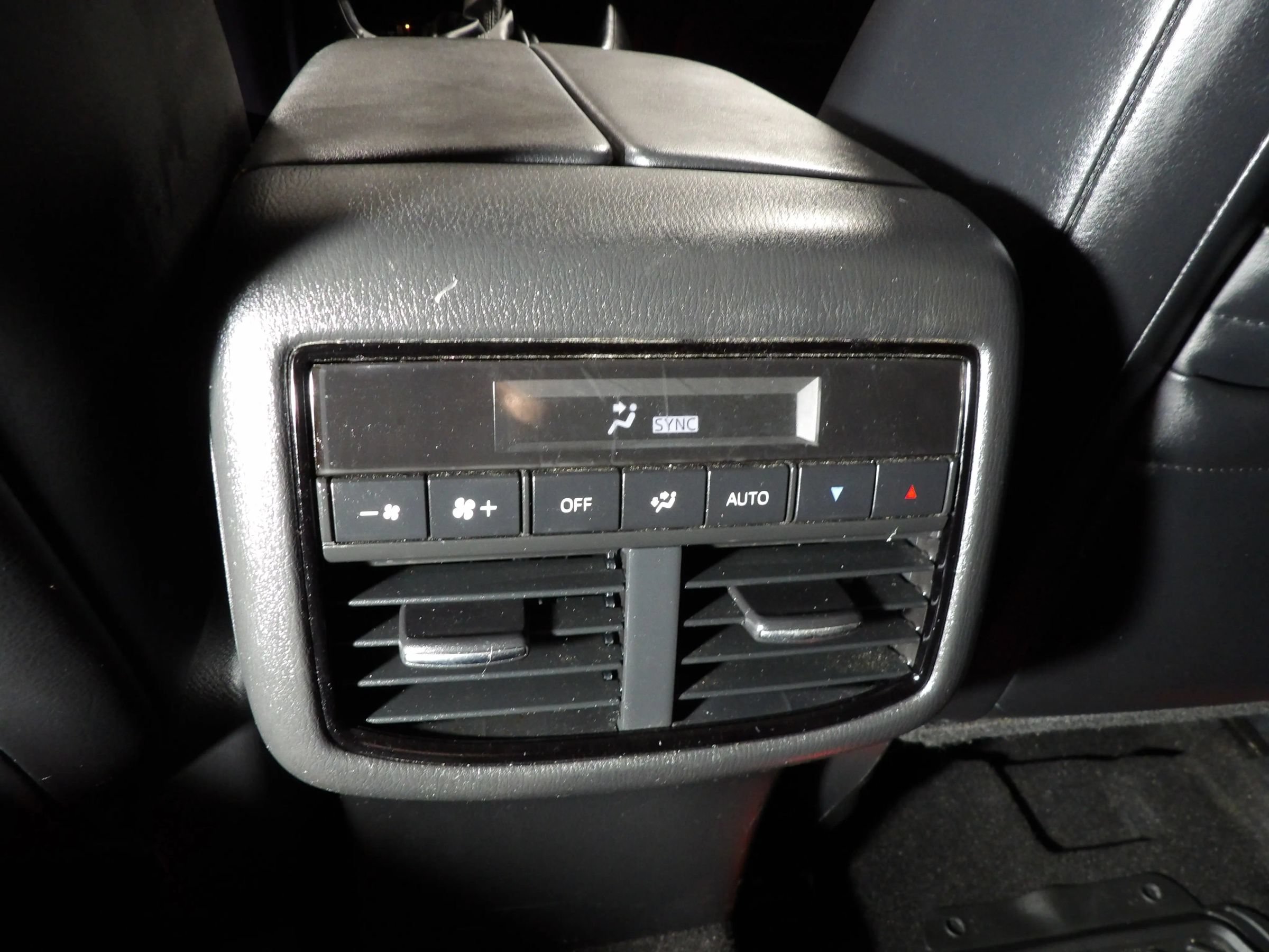 Used 2018 MAZDA CX-9 Touring AWD/4WD image 13