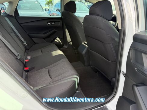 Certified 2023 Honda Accord EX image 12