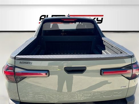 Used 2023 Hyundai Santa Cruz SEL image 24