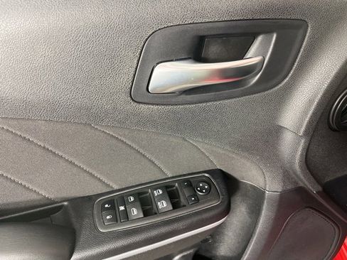 Used 2022 Dodge Charger SXT image 25