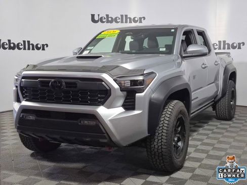 Used 2026 Toyota Tacoma TRD Sport AWD/4WD image 3