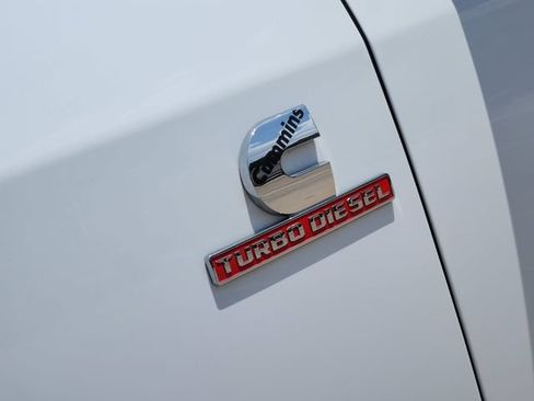 Used 2024 RAM 2500 Laramie AWD/4WD image 12