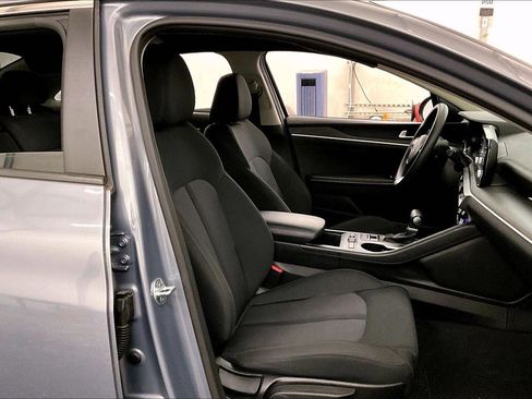 Used 2022 Kia K5 LXS image 7