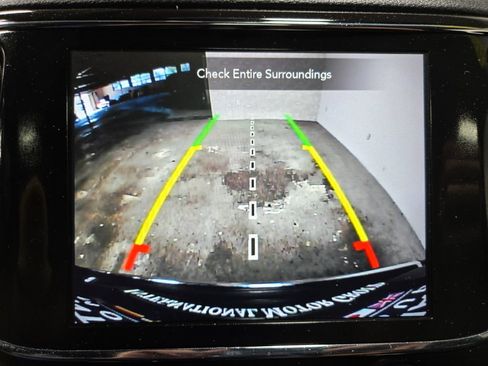 Used 2022 Jeep Grand Cherokee Limited AWD/4WD image 28