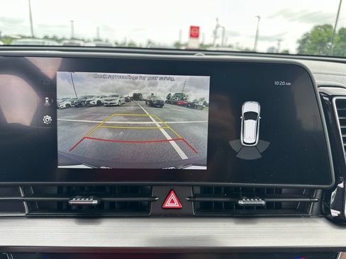 Used 2023 Kia Sportage EX FWD image 19