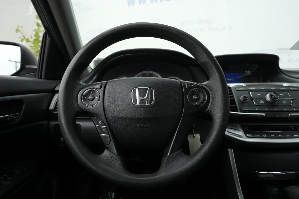 Used 2015 Honda Accord LX image 40