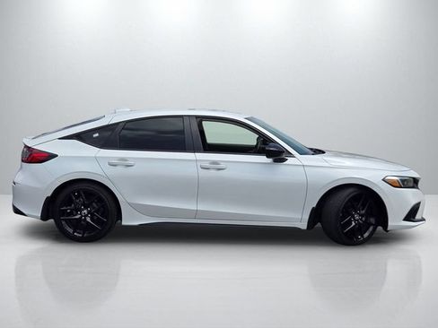 Used 2023 Honda Civic Sport image 3