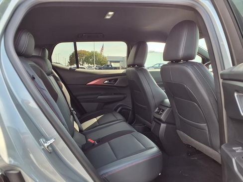 Used 2024 Chevrolet Equinox EV RS FWD image 23