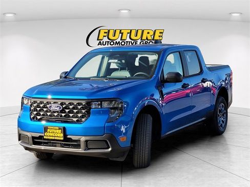 New 2025 Ford Maverick XLT image 2