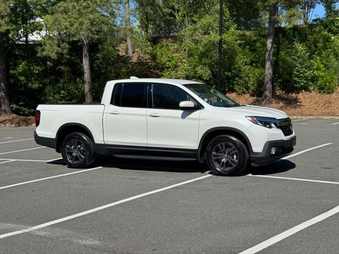 Used 2020 Honda Ridgeline Sport image 15