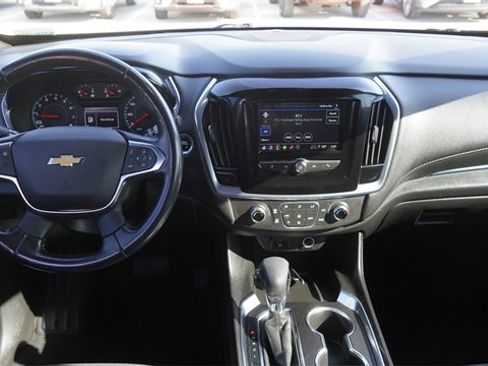 Used 2022 Chevrolet Traverse LT w/ LPO, Cargo Package image 16