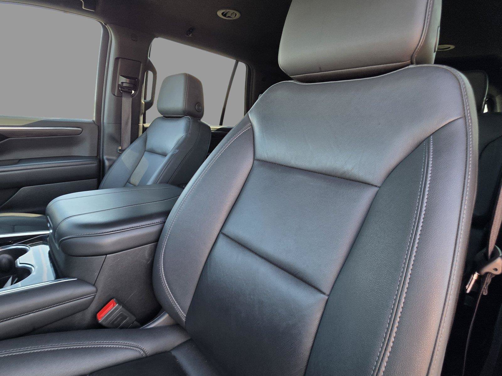 Used 2025 Chevrolet Tahoe LT RWD image 20