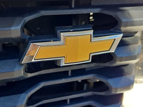 Used 2020 Chevrolet Silverado 1500 Custom w/ Custom Value Package image 27