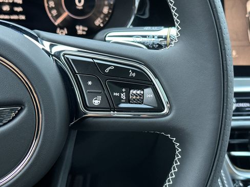 New 2026 Bentley Flying Spur Plug-In Hybrid AWD/4WD image 28