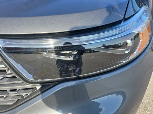 Used 2024 Ford Explorer XLT w/ Equipment Group 202A image 31