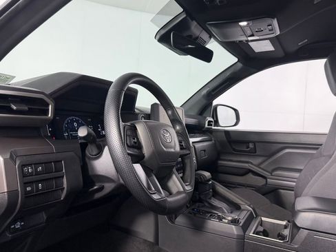 Used 2025 Toyota Tacoma SR5 image 22