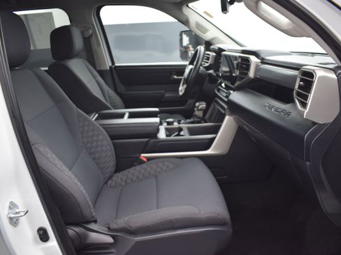 Used 2022 Toyota Tundra SR5 image 10