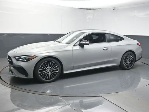 New 2026 Mercedes-Benz CLE 300 4MATIC Coupe image 4