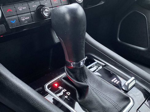 Used 2023 Jeep Compass Latitude w/ Convenience Group image 17