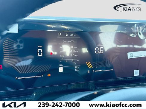 New 2026 Kia Carnival EX image 41