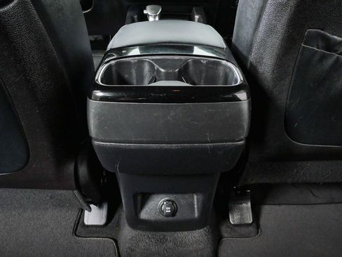 Used 2022 Kia Telluride LX AWD/4WD image 18