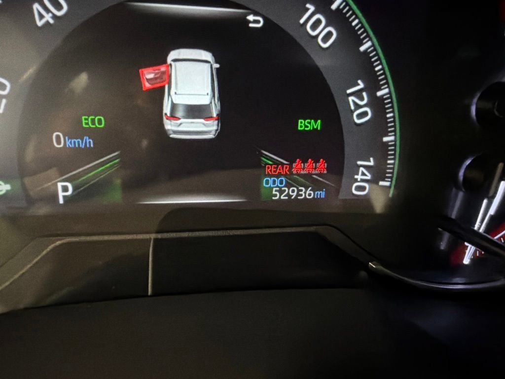 Used 2019 Toyota RAV4 Limited w/ Cold Weather Package AWD/4WD image 25