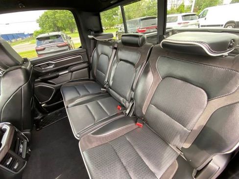 Used 2025 RAM 1500 Laramie w/ Sport Appearance Package AWD/4WD image 14