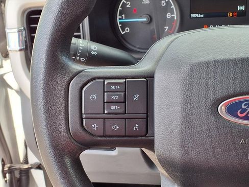 Used 2023 Ford F250 XLT image 32